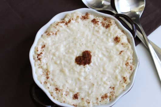 Deli-Style-Rice-Pudding-with-nutmeg-hear