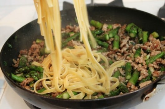fettuccini noodles for lo mein @createdbydiane