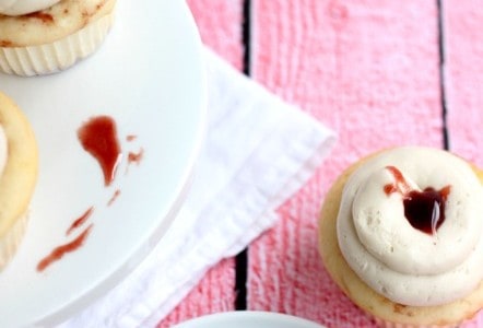 Raspberry Swirl Cupcakes @createdbydiane