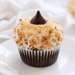 SMORE CUPCAKE with toasted coconut (s'more) createdbydiane