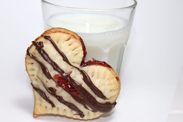 mini heart shaped hand pies with jam