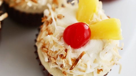 Luau Cupcakes createdbydiane.com