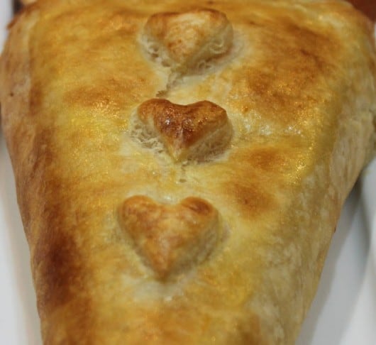 Baked+Brie+in+puff+pastry-530x486
