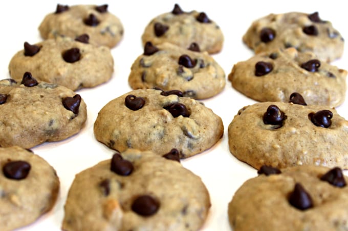 Banana Chocolate Chip Walnut Cookies