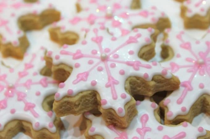 pink snowflake sugar cookies