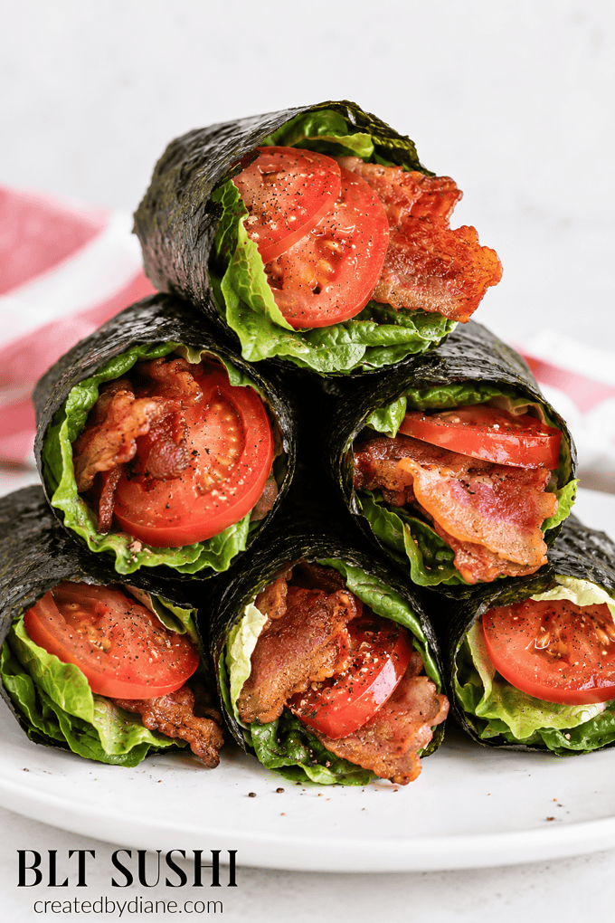 BLT Sushi, this easy wrap with seaweed paper with bacon lettuce and tomato 