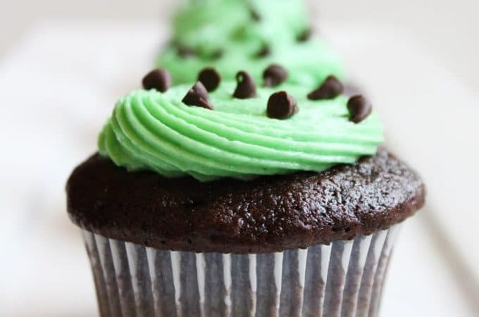 Chocolate Chip Mint Cupcakes-1