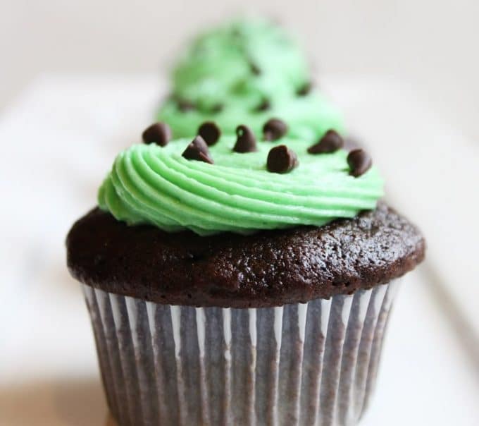 Chocolate Chip Mint Cupcakes-1