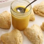 lemon scones and lemon curd