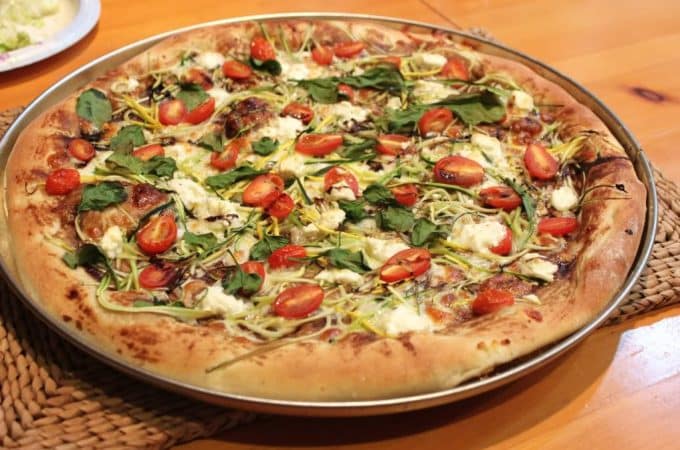 veggie pizza with balsamic-cream