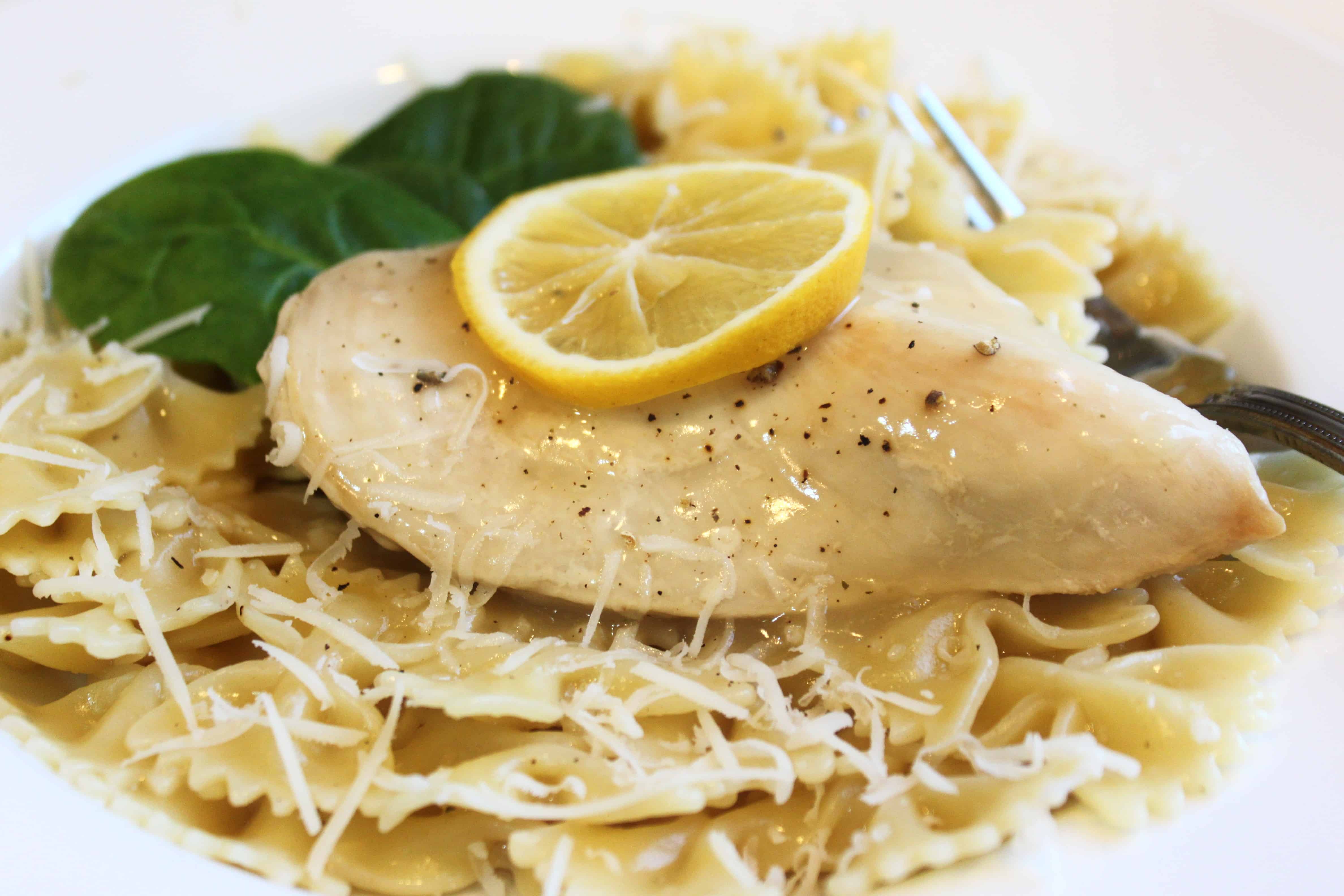 Pasta with Chicken in  Lemon Wine Sauce