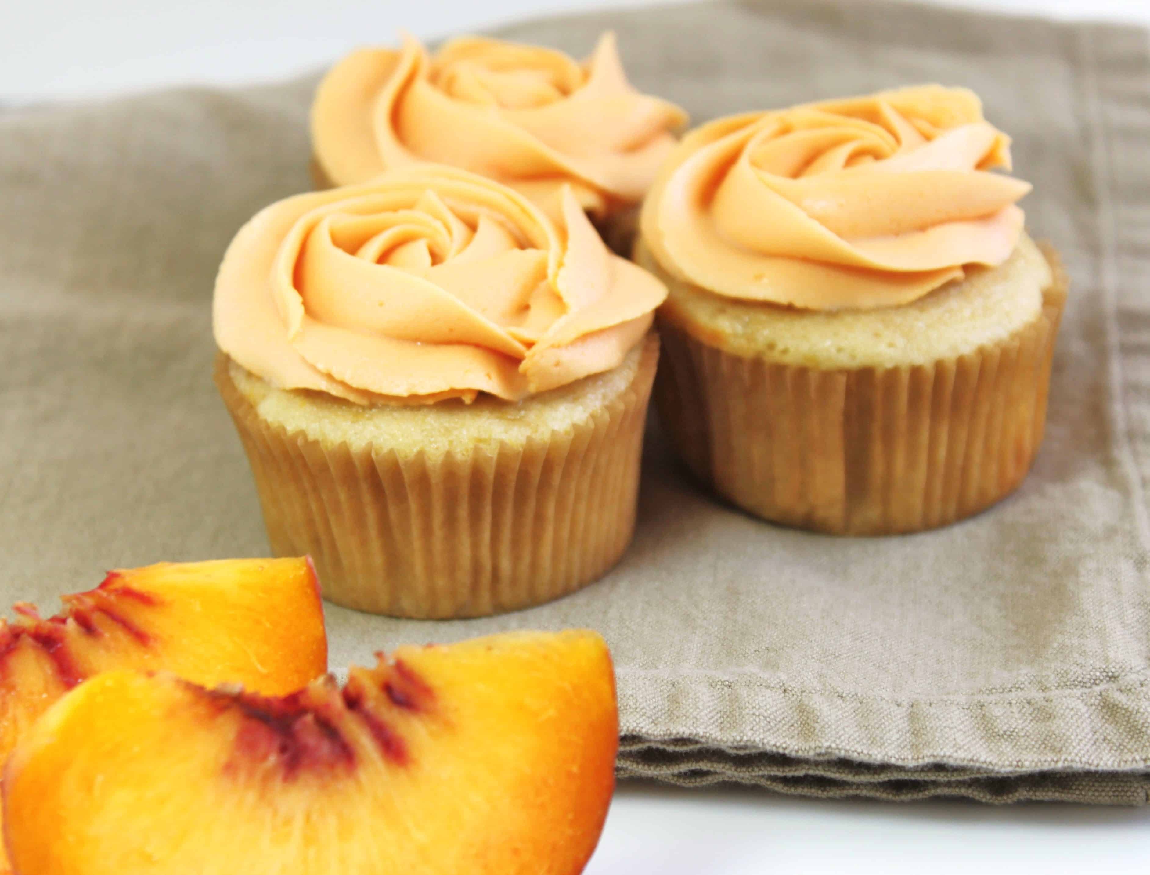 Fresh Peach Cupcakes