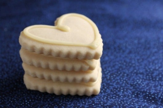 banana icing on banana cut out cookies