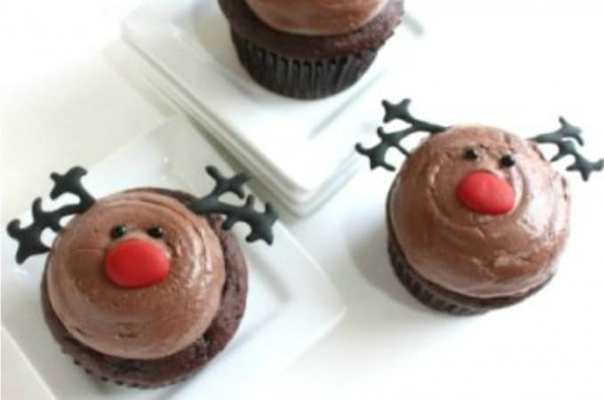 REINDEER CUPCAKES- CHRISTMAS CUPCAKES- CHOCOLATE CHERRY CUPCAKES- www.createdbydiane.com