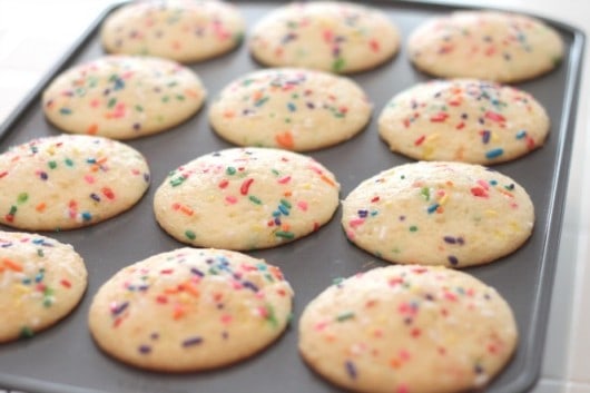 mini funfetti cakes