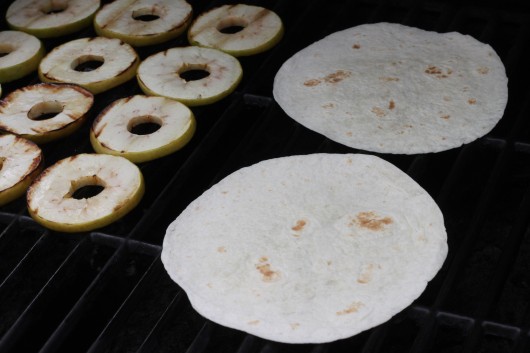 grilled apples and tortillas