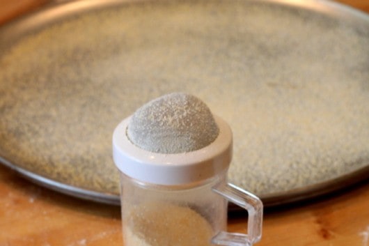 cornmeal for pizza