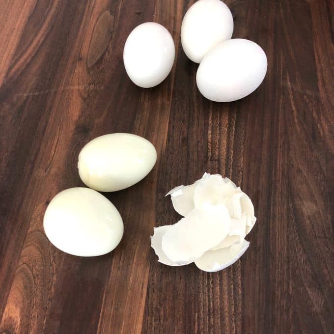hard boiled egg, perfectly cooked, perfectly peeled eggs, tips and tricks that work to easily peel hard boiled eggs and great for deviled eggs www.createdbydiane.com