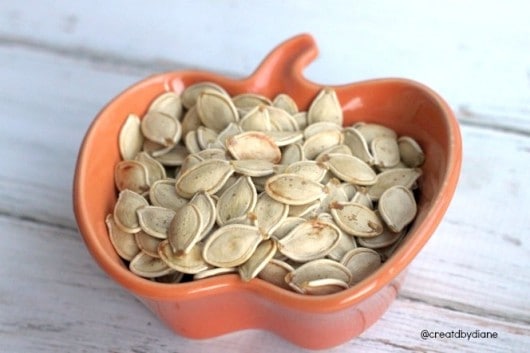 how to make delicious pumpkin seeds at home @createdbydiane