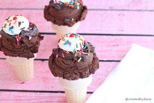 Hot Fudge Sundae Cookie Cones @createdbydiane
