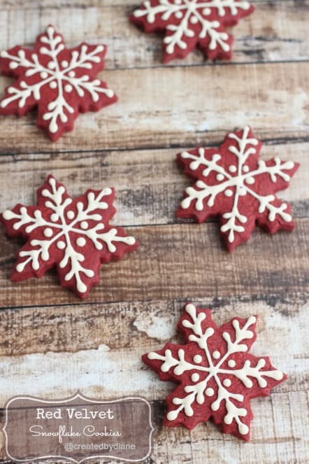 Red Velvet Snowflake Cookies @createdbydiane