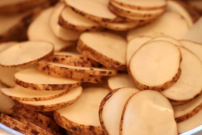 sliced baking potatoes