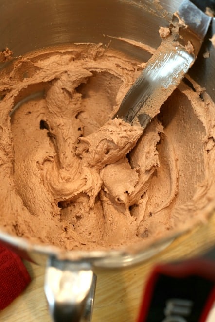 chocolate malt frosting @createdbydiane