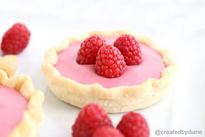 stove top raspberry cheesecake from @createdbydiane made in mini pie crust in mason jar lids