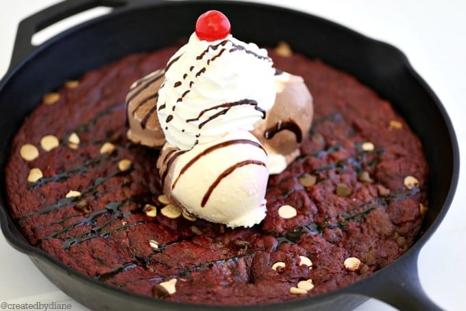 Red Velvet Skillet Cookie from @createdbydiane