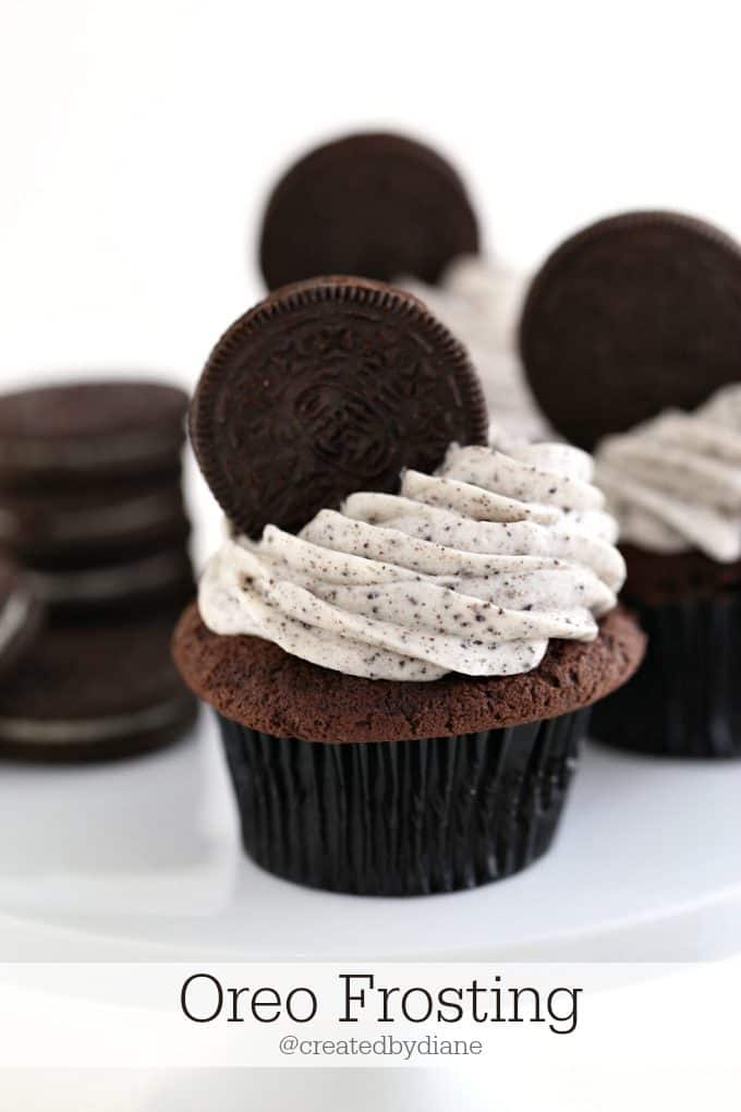Chocolate Cake With Oreo Buttercream Frosting Chocolate Cake With Oreo Buttercream Frosting