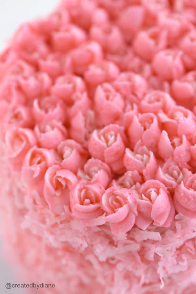 pink and white rose frosting @createdbydiane