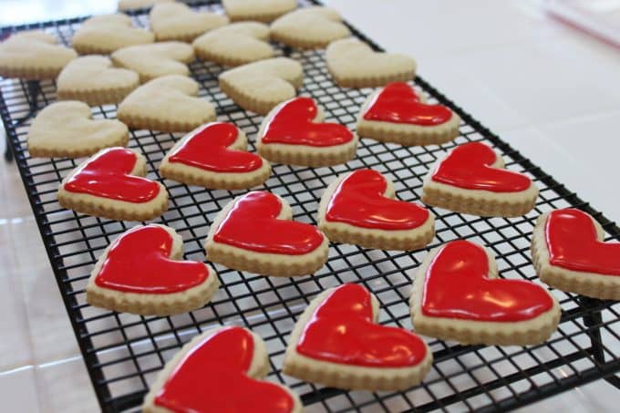 icing cookies @createdbydiane