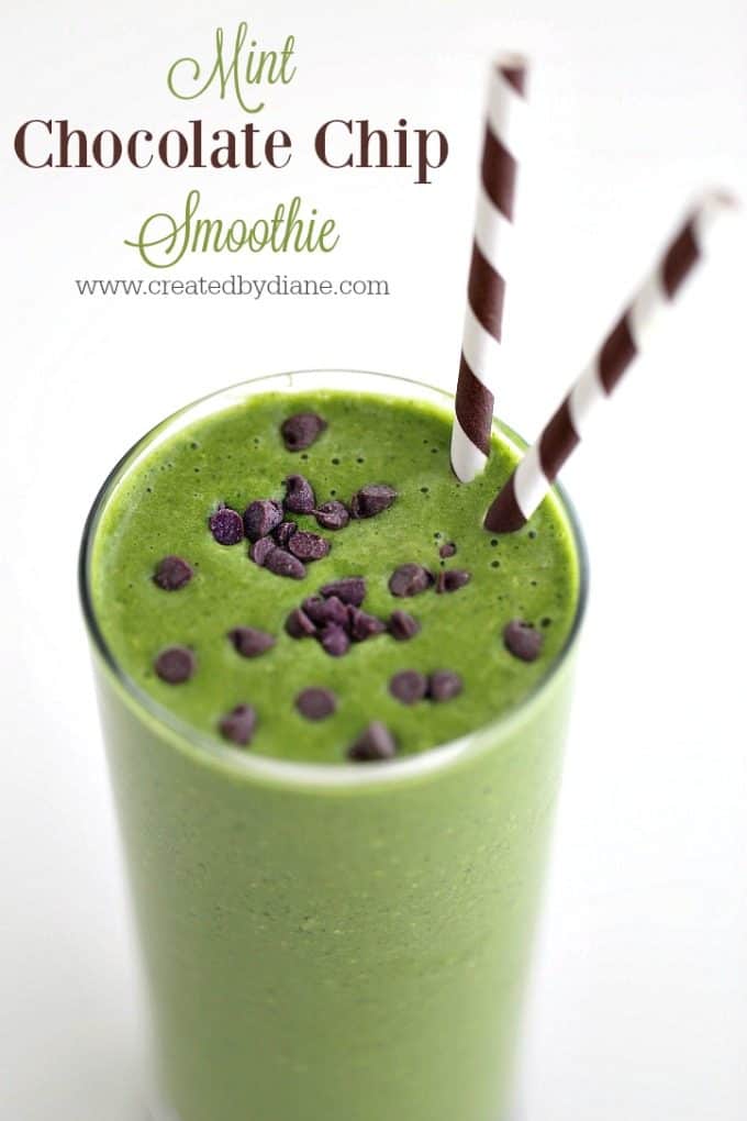 mint chocolate chip green smoothie with mint