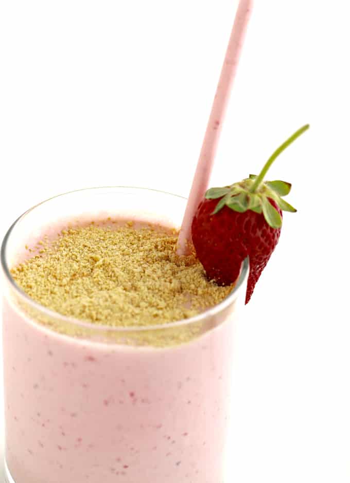 strawberry cheesecake smoothie recipe #breakfast