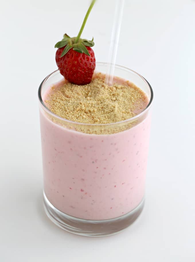 strawberry cheesecake smoothie so yummy