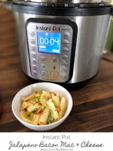 Instant Pot Jalapeno Bacon Mac and Cheese Recipe all cooked in the instant pot -pressure cooker- no stove needed www.createdbydiane.com