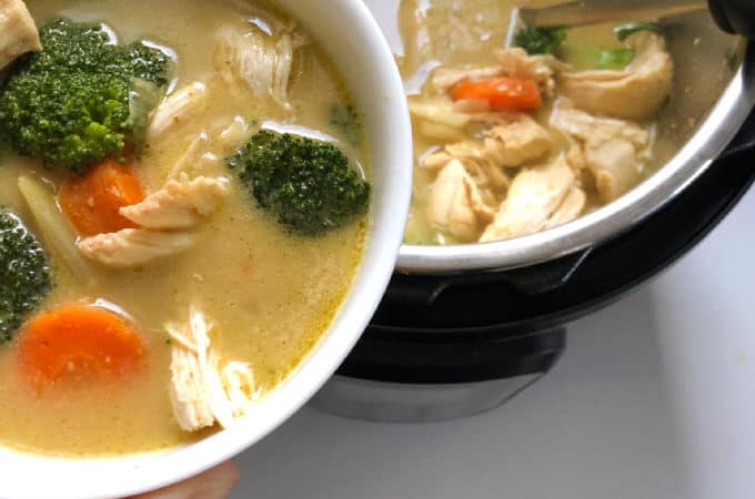 thai curry peanut chicken in the instant pot pressure cooker dinner in 20 minutes! www.createdbydiane.com