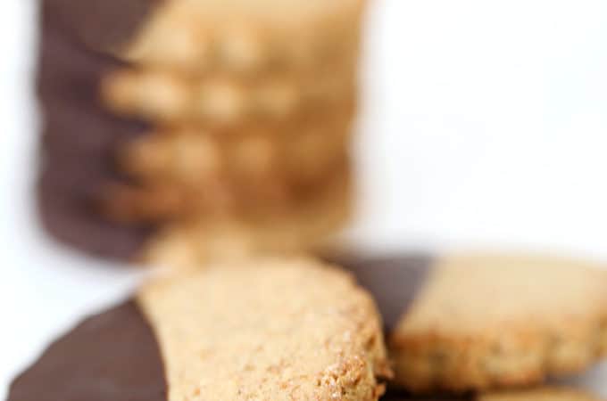 honey graham cut out cookies www.createdbydiane.com