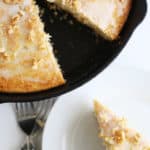 banana bread cake in a cast iron skillet createdbydiane.com