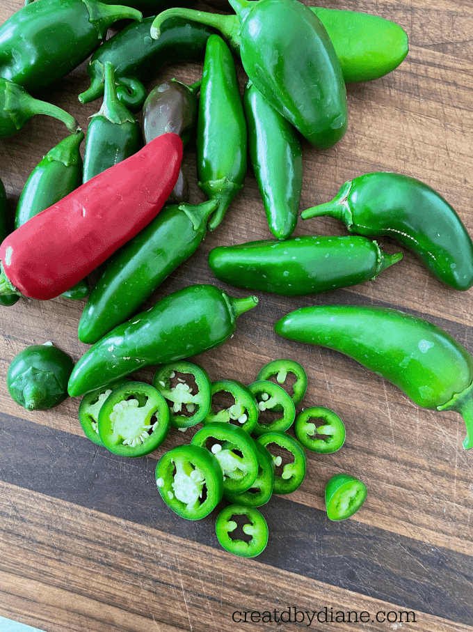 picking jalapenos to pickle, home grown jalapenos or store bought jalapeno
