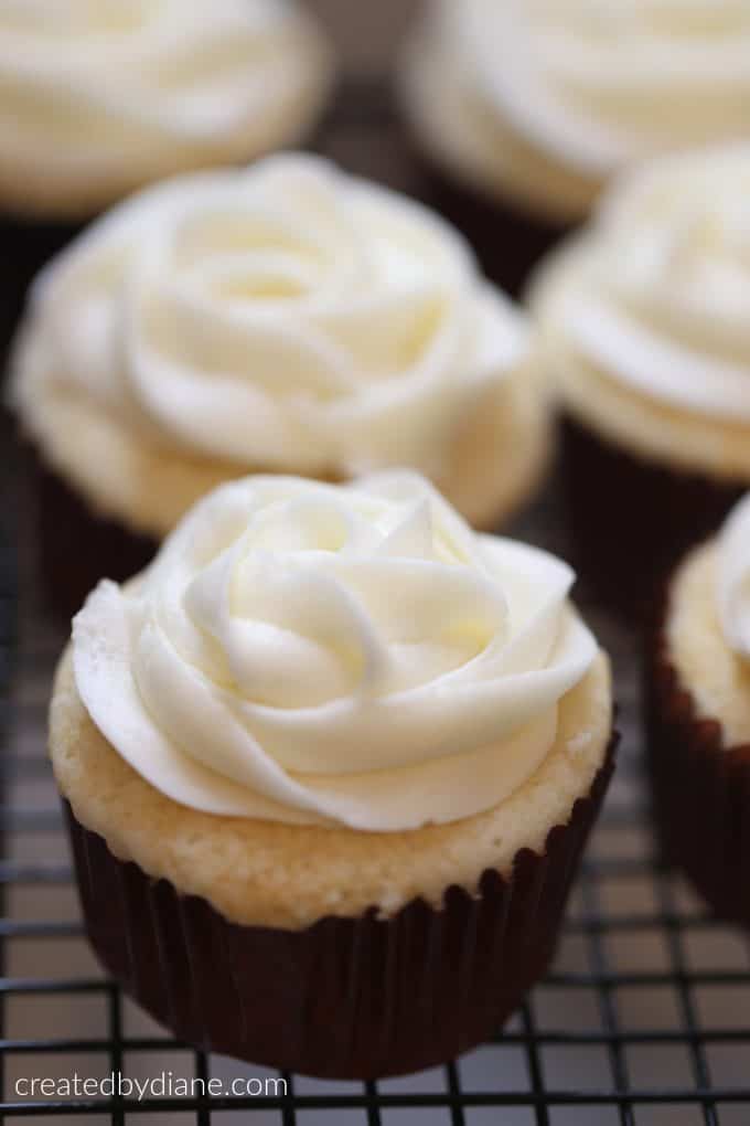 white almond sour cream cupcakes createdbydiane.com